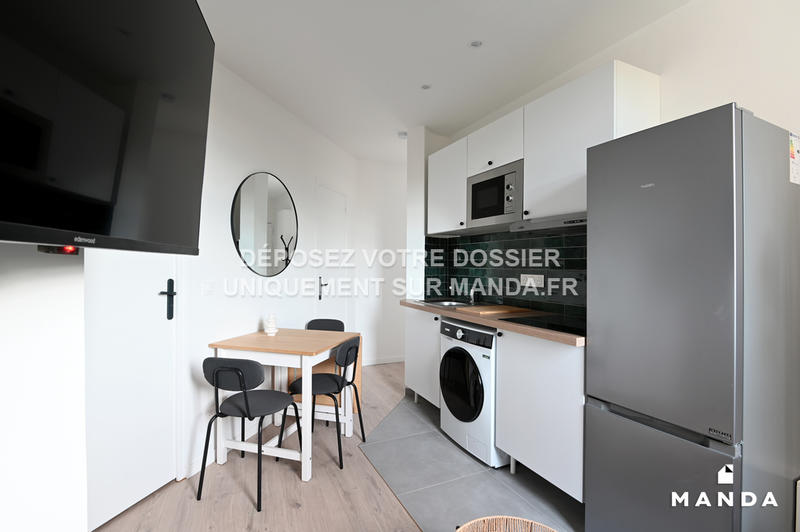 Chambre - 9 m² - 4 pièces