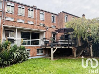 Maison - 291 m² - 12 pièces