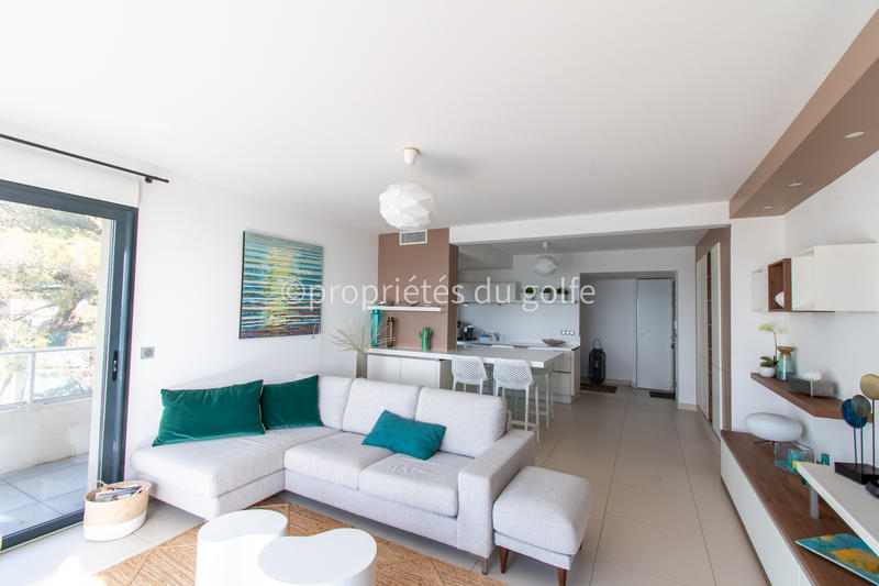 Appartement - 98 m² - 4 pièces