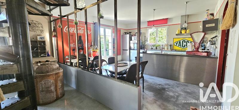 Maison - 170 m² - 6 pièces