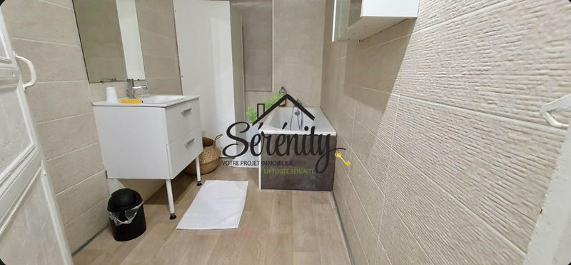 Maison - 90 m² - 6 pièces