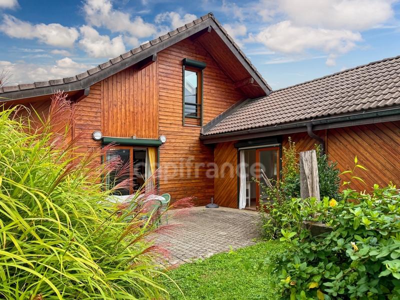 Maison - 194 m² - 7 pièces