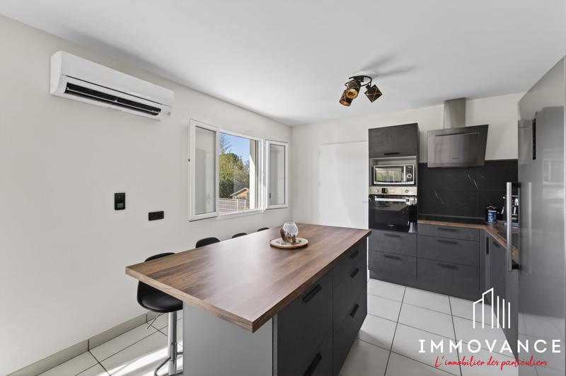 Maison - 107 m² - 5 pièces