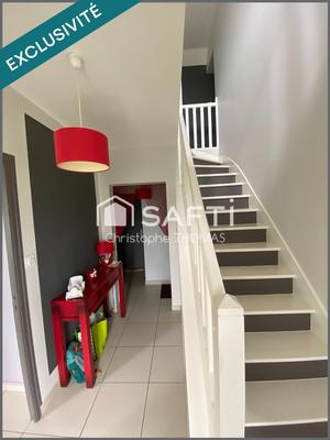 Maison - 142 m² - 8 pièces