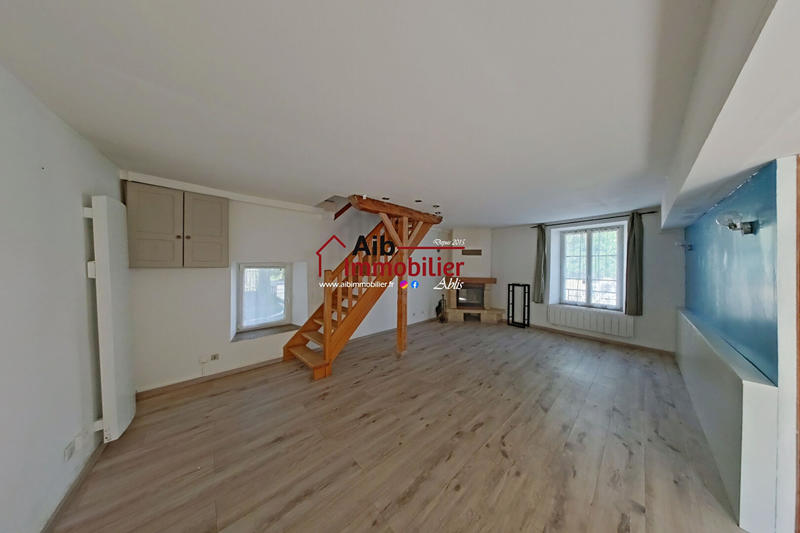 Maison - 97 m² - 4 pièces