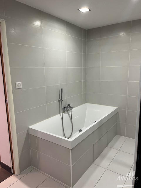 Appartement - 144 m² - 5 pièces