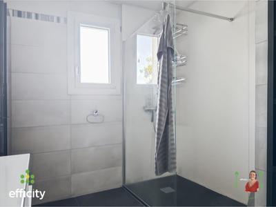 Maison de bourg - 181 m² - 8 pièces