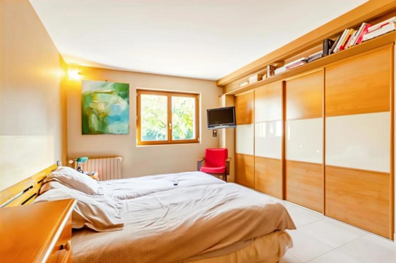 Maison - 300 m² - 9 pièces