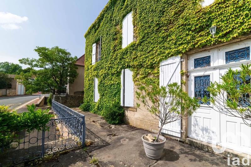 Maison - 365 m² - 14 pièces