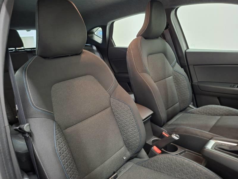 Renault Captur E-Tech full hybrid 145 ch Evolution