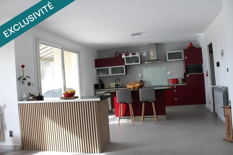 Maison - 121 m² - 4 pièces