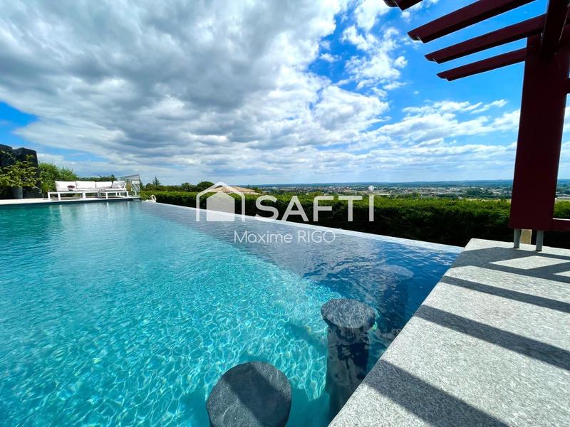 Maison - 193 m² - 7 pièces