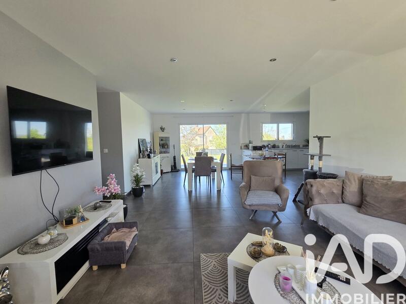 Maison - 131 m² - 5 pièces