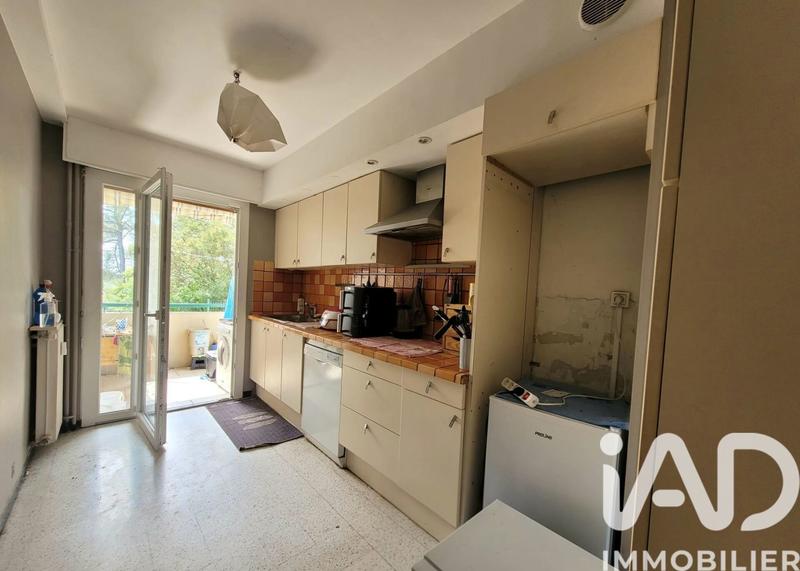 Appartement - 82 m² - 3 pièces