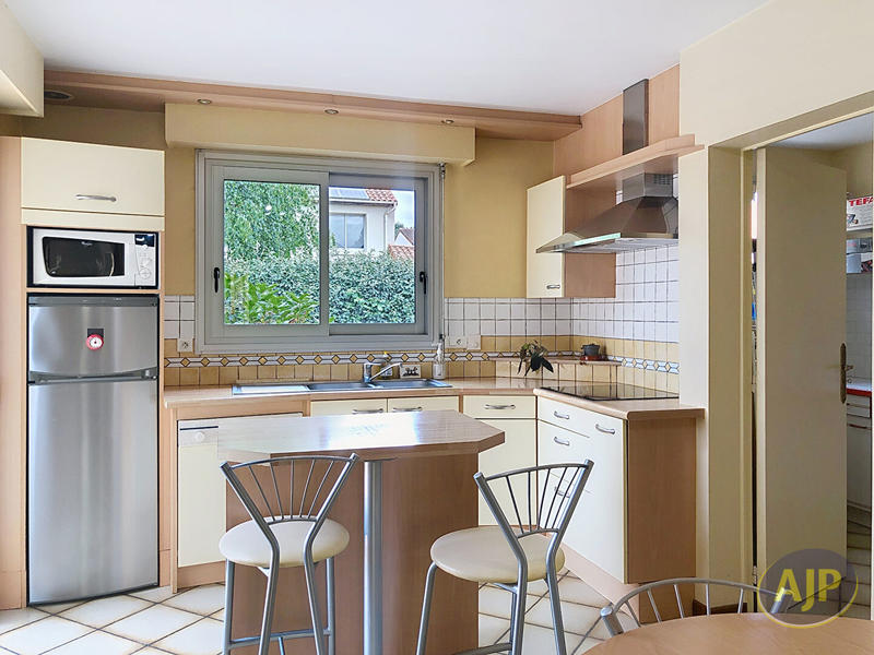 Maison - 167 m² - 5 pièces