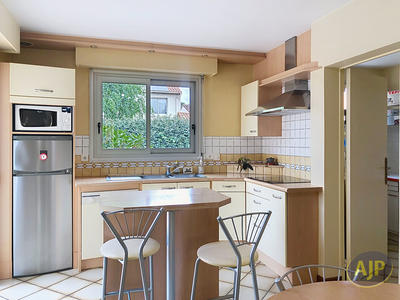 Maison - 167 m² - 5 pièces