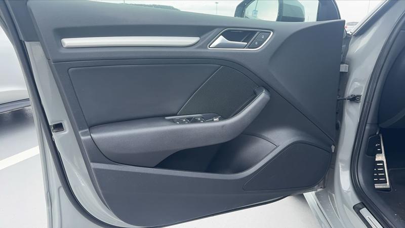 Audi A3 sportback III 35 Tfsi 150 s-Tronic7 s line - Automatique Toit ouvrant