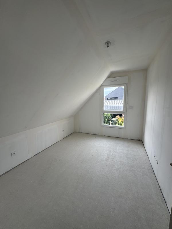 Maison - 82 m² - 4 pièces