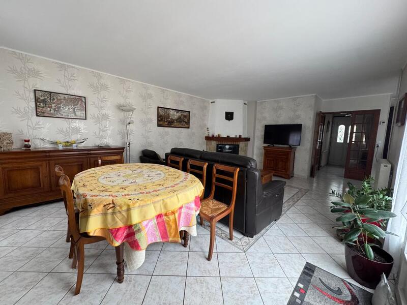 Maison - 105 m² - 5 pièces