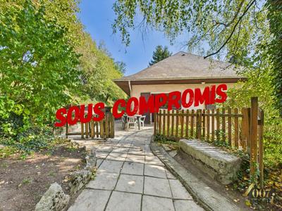 Maison - 104 m² - 4 pièces