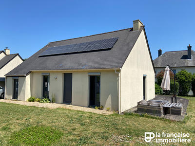 Maison - 92 m² - 4 pièces