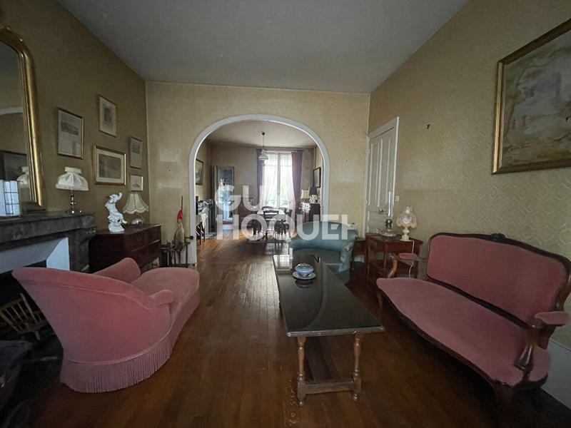 Maison - 189 m² - 7 pièces