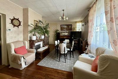 Maison - 140 m² - 4 pièces