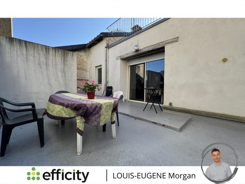 Immeuble - 306 m² - 15 pièces