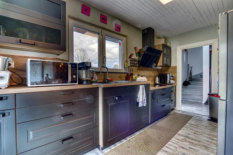 Maison - 265 m² - 10 pièces