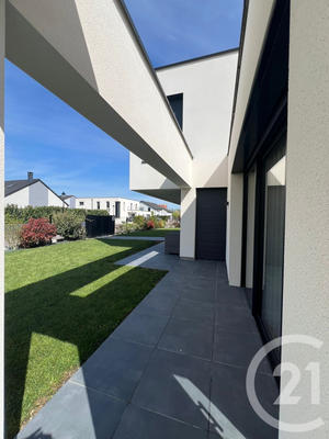 Maison - 202 m² - 5 pièces