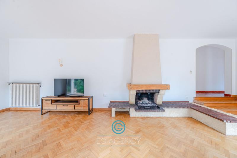 Maison - 162 m² - 7 pièces