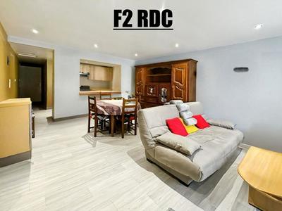 Immeuble - 170 m² - 7 pièces