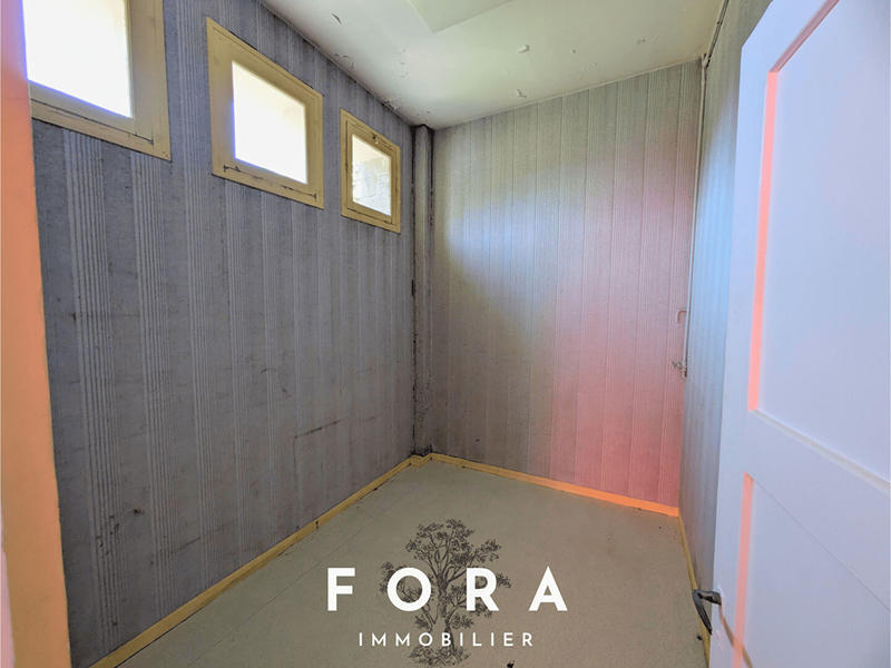 Local commercial - 80 m² - 4 pièces