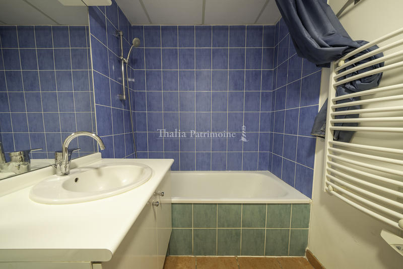 Appartement - 84 m² - 4 pièces