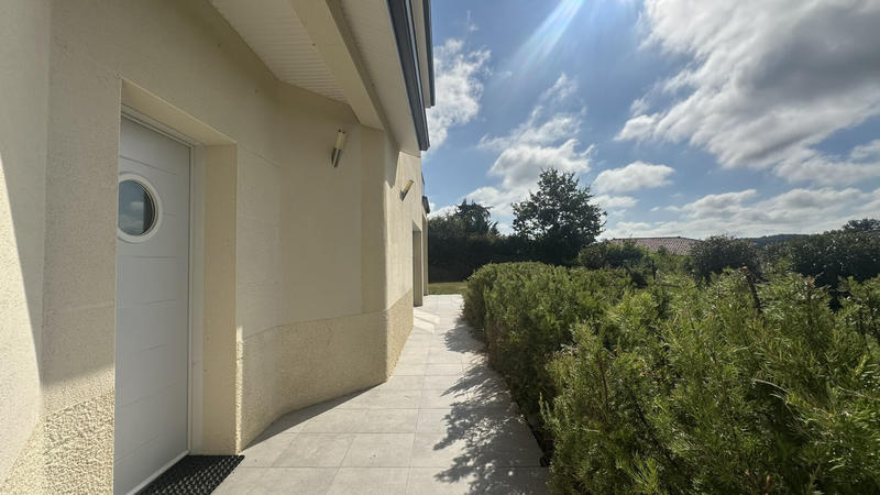 Maison - 167 m² - 5 pièces
