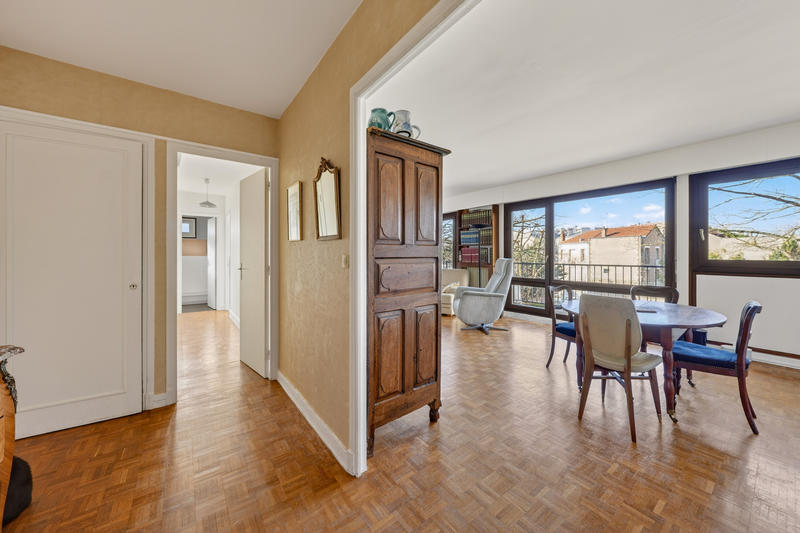 Appartement - 126 m² - 6 pièces