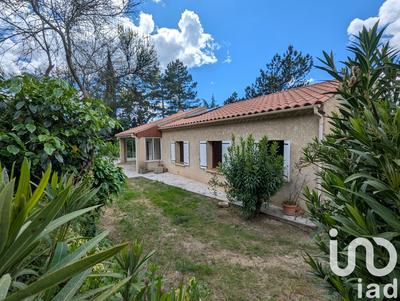 Maison - 122 m² - 6 pièces