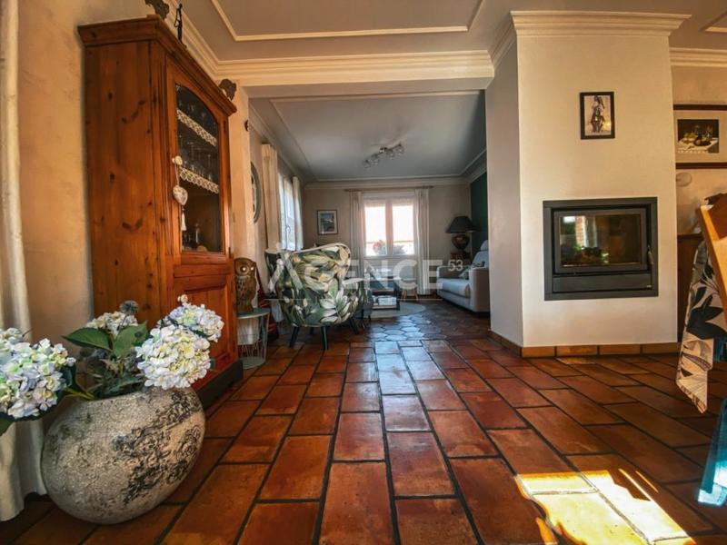 Maison - 169 m² - 5 pièces