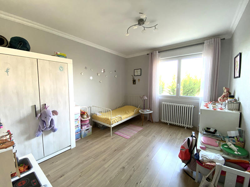 Maison - 260 m² - 9 pièces