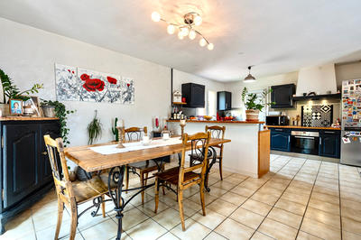 Maison - 161 m² - 6 pièces