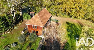 Maison - 170 m² - 8 pièces