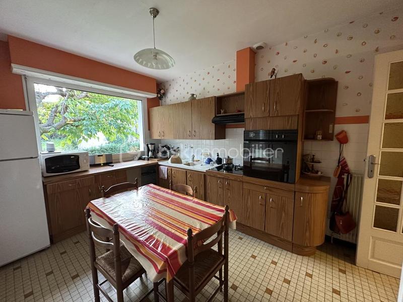 Maison - 161 m² - 7 pièces