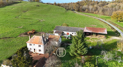 Maison - 102 m² - 5 pièces