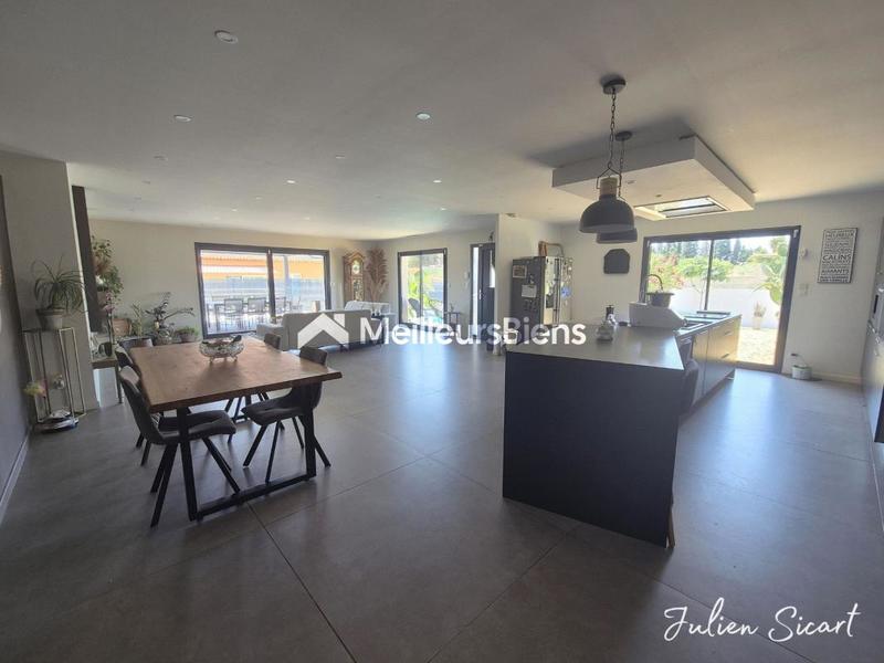 Villa - 165 m² - 5 pièces