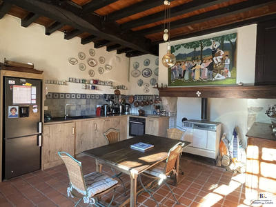 Maison - 231 m² - 6 pièces