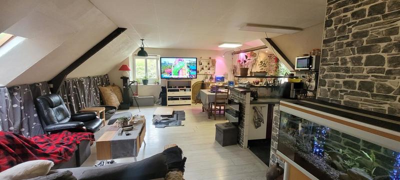 Maison - 900 m² - 4 pièces