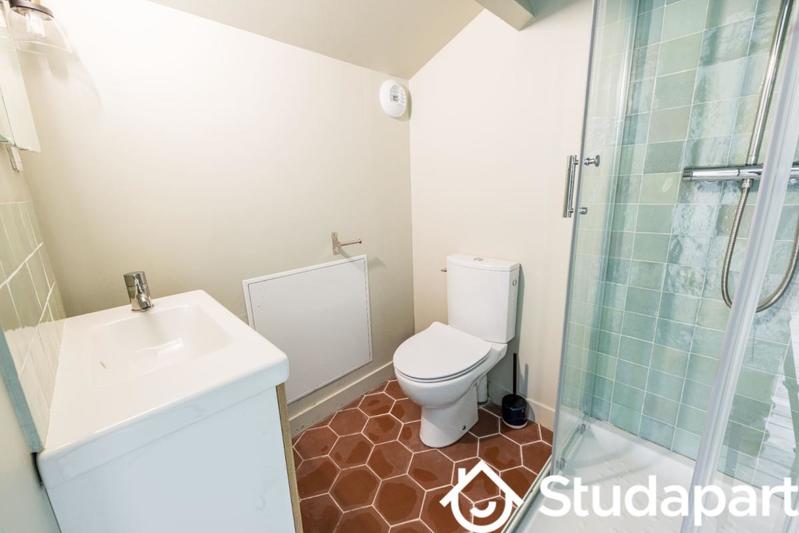 Chambre - 13 m² - 1 pièce