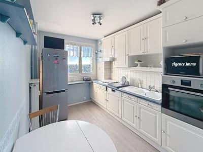 Appartement - 65 m² - 3 pièces