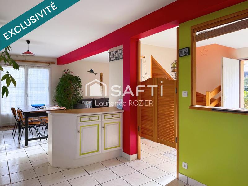 Maison - 94 m² - 5 pièces