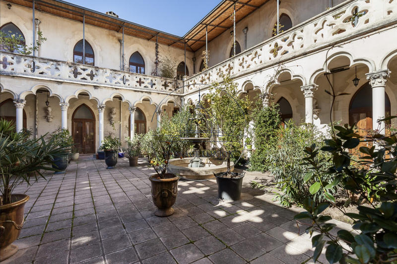 Appartement - 168 m² - 5 pièces